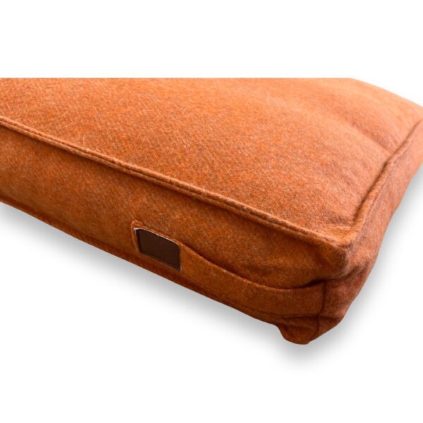 Coussin chien Jack & Vanilla Revive - Laine recyclée – Image 2